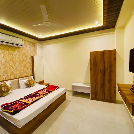 Hotel Mangal Bhog Nāthdwāra Zewnętrze zdjęcie